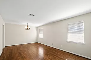 8729 Dunlap St, Houston, TX 77074 - Photo 13