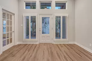 4702 Spring Ln, Baytown, TX 77521 - Photo 3