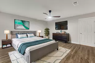 4702 Spring Ln, Baytown, TX 77521 - Photo 25