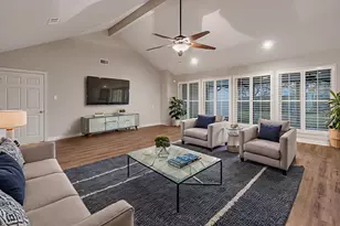 4702 Spring Ln, Baytown, TX 77521 - Photo 5