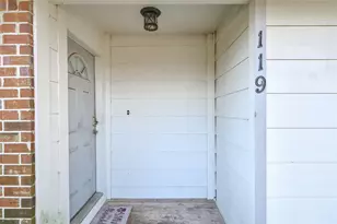 119 Laurie Ln, Willis, TX 77378 - Photo 5