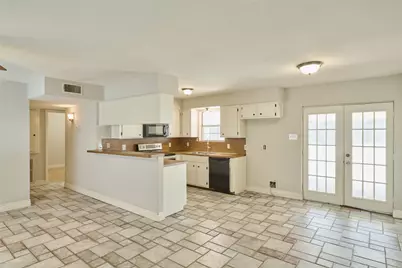 119 Laurie Lane, Willis, TX 77378 - Photo 11