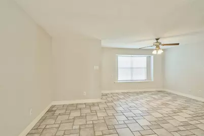 119 Laurie Lane, Willis, TX 77378 - Photo 9