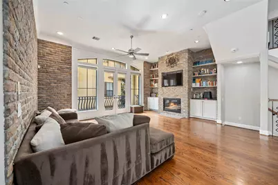 328 Bomar Street, Houston, TX 77006 - Photo 11