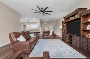 314 Diamond Bay Dr, Dickinson, TX 77539 - Photo 15