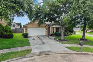 314 Diamond Bay Dr, Dickinson, TX 77539 - Photo 3