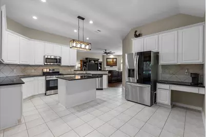 314 Diamond Bay Drive, Dickinson, TX 77539 - Photo 7