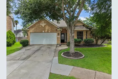314 Diamond Bay Drive, Dickinson, TX 77539 - Photo 1