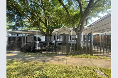 7410 Ilex Street #C, Houston, TX 77012 - Photo 1