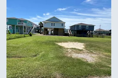 164 Verdia Drive, Crystal Beach, TX 77650 - Photo 3