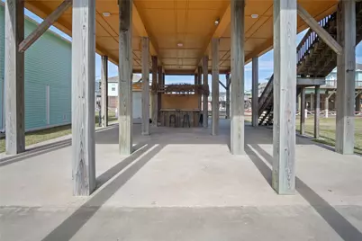 1343 Sunrise, Crystal Beach, TX 77650 - Photo 7