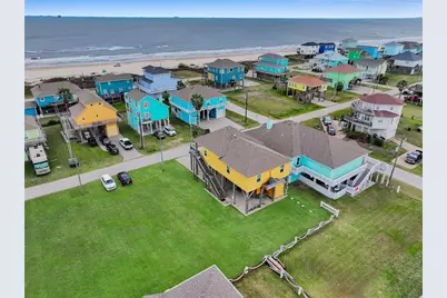1343 Sunrise, Crystal Beach, TX 77650 - Photo 3
