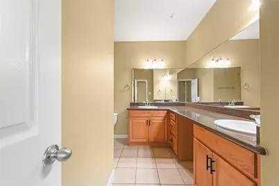1520 Sherwood Forest Street #295, Houston, TX 77043 - Photo 31