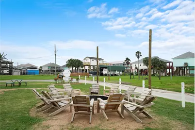 1845 Oleander, Crystal Beach, TX 77650 - Photo 27
