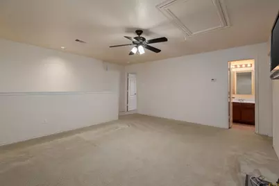 8723 Summerset Meadow Court, Houston, TX 77075 - Photo 23