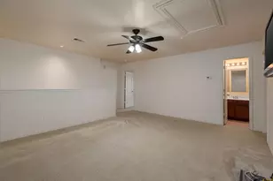 8723 Summerset Meadow Ct, Houston, TX 77075 - Photo 23