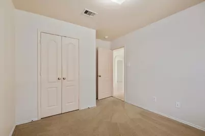 8723 Summerset Meadow Court, Houston, TX 77075 - Photo 13