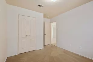 8723 Summerset Meadow Ct, Houston, TX 77075 - Photo 13