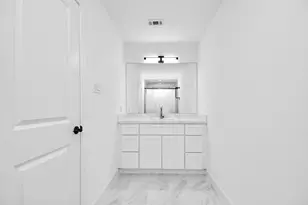 5125 Chennault St, Houston, TX 77033 - Photo 31