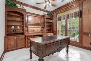 94 E Fairbranch Cir, The Woodlands, TX 77382 - Photo 9