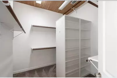 94 E Fairbranch Circle, The Woodlands, TX 77382 - Photo 23