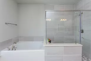 1536 Dian St, Houston, TX 77008 - Photo 19