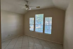 6430 Cape Forward Dr, Houston, TX 77083 - Photo 7