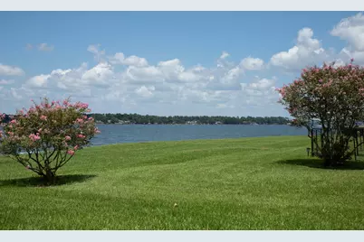 135 April Point Drive N, Montgomery, TX 77356 - Photo 23
