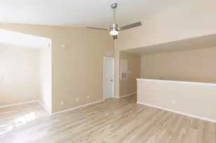 14600 Fonmeadow Dr, Houston, TX 77035 - Photo 29