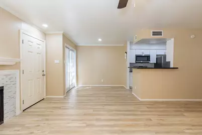 14600 Fonmeadow Drive #1106, Houston, TX 77035 - Photo 15