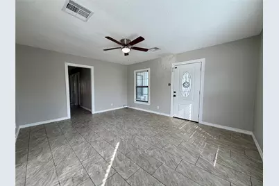 1214 W 5th Street, Freeport, TX 77541 - Photo 5