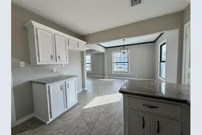 1214 W 5th Street, Freeport, TX 77541 - Photo 13