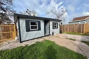 1214 W 5th St, Freeport, TX 77541 - Photo 27