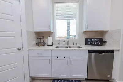 3814 Singing Coast Path, Houston, TX 77082 - Photo 5
