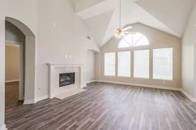 5911 Brook Bend Drive, Sugar Land, TX 77479 - Photo 5