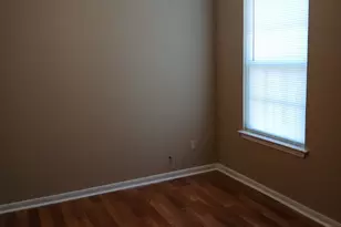 12906 Regalshire Ct, Houston, TX 77047 - Photo 11