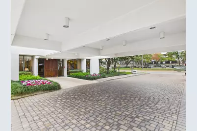 5001 Woodway Drive #1103, Houston, TX 77056 - Photo 29