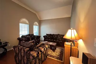 2227 Greenhaven Dr, Sugar Land, TX 77479 - Photo 3