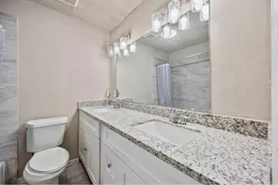 17843 S Cypress Villas Dr, Spring, TX 77379 - Photo 13