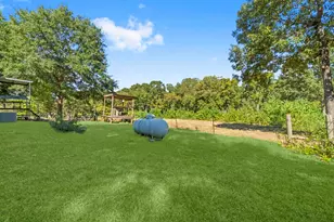 272 Spitaleri, Onalaska, TX 77360 - Photo 33