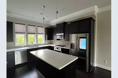616 Delano Street, Houston, TX 77003 - Photo 1