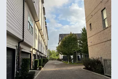 616 Delano Street, Houston, TX 77003 - Photo 13