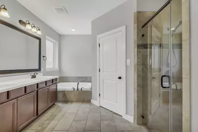 100 Castlegate Lane, Houston, TX 77065 - Photo 19
