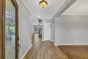100 Castlegate Ln, Houston, TX 77065 - Photo 3