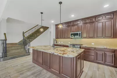 100 Castlegate Lane, Houston, TX 77065 - Photo 7
