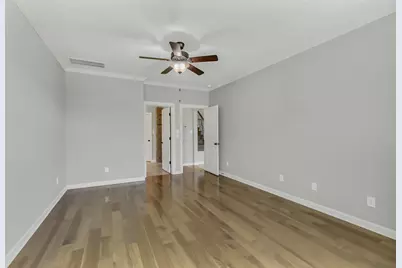 100 Castlegate Lane, Houston, TX 77065 - Photo 17
