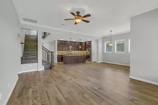 100 Castlegate Ln, Houston, TX 77065 - Photo 11