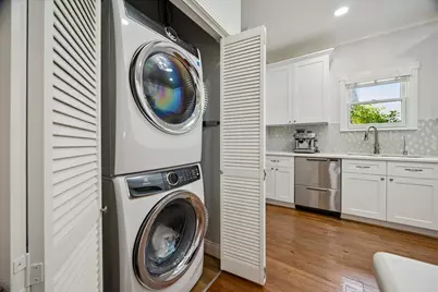 412 W 22nd Street, Houston, TX 77008 - Photo 9