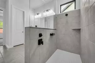 1535 Park Path Dr, Missouri City, TX 77459 - Photo 9