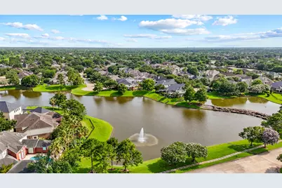 3406 Castle Pond Court, Pearland, TX 77584 - Photo 47